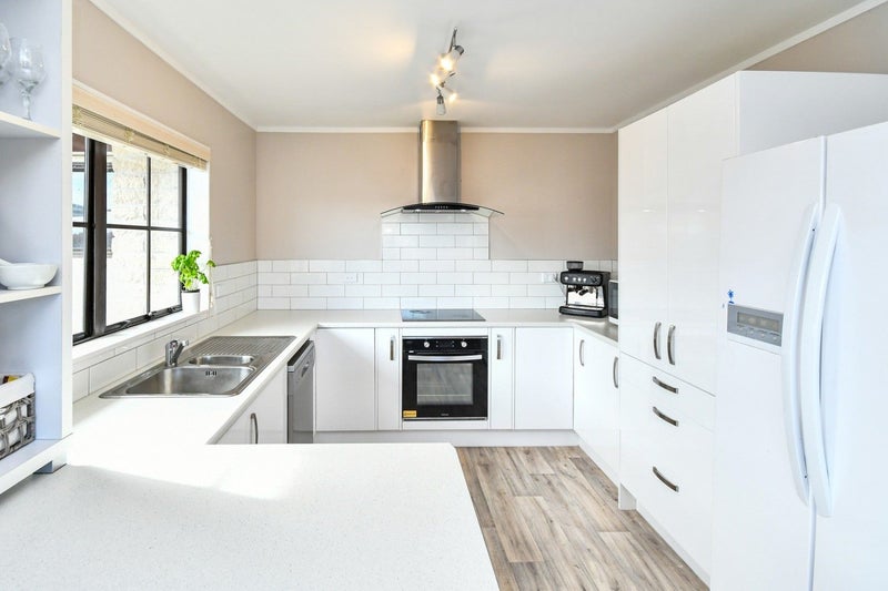 1/49 Clark Road, Pahurehure, Papakura - Carousel 2