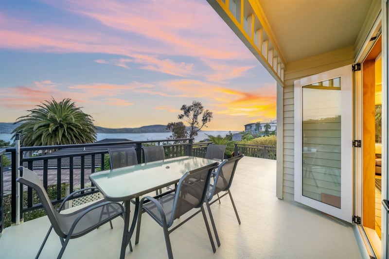 35 Gordon Road, Plimmerton, Porirua - Carousel 2