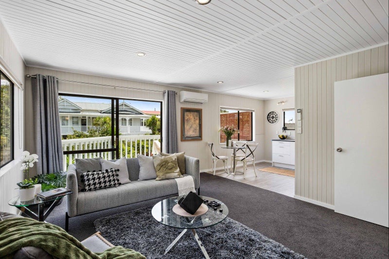 2/30 FORDHAM ST, Beach Haven, Auckland - Carousel 1