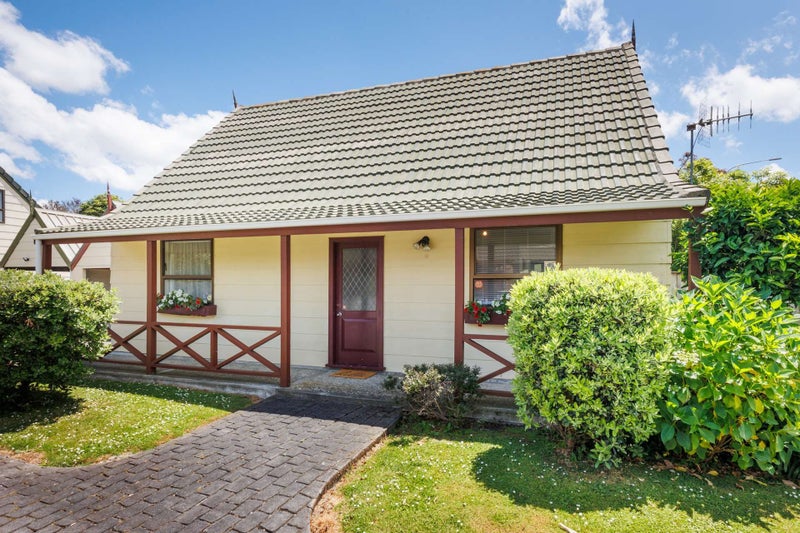 186 Amberley Avenue, Highbury, Palmerston North - Carousel 1