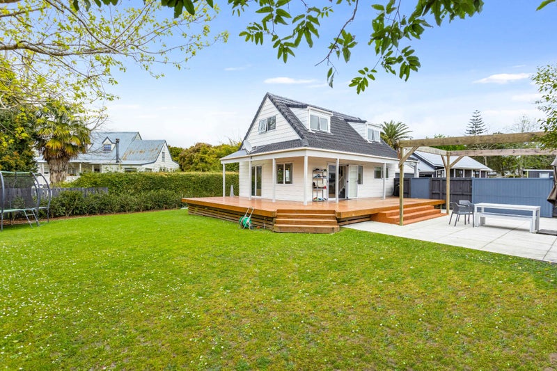 9 Rheingold Place, Huapai, Kumeu - Carousel 1