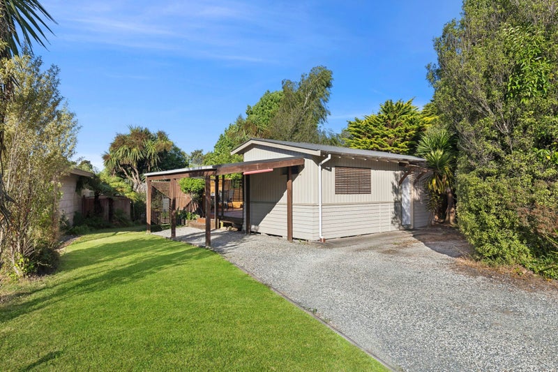 28 Crescent Street, Richmond, Richmond - Carousel 1