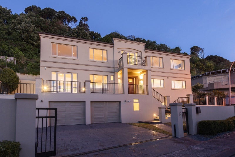 19 Bunker Way, Strathmore Park, Wellington - Carousel 1