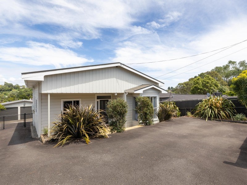 39 Essex Street, Vogeltown, New Plymouth - Carousel 26