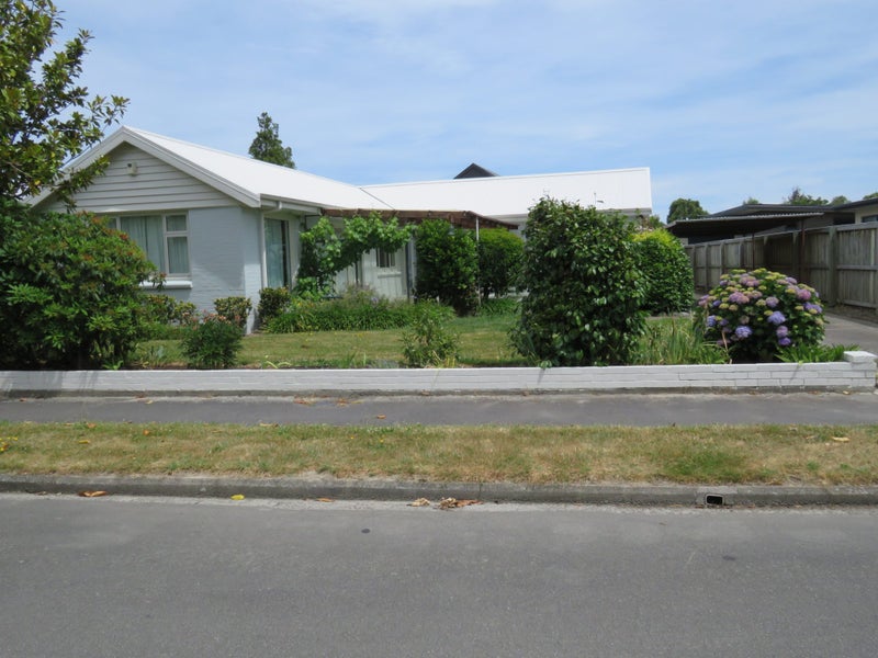 15 Hadlow Place, Burnside, Christchurch - Carousel 1