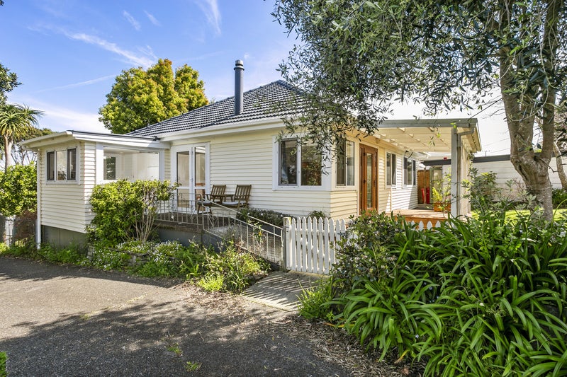 43 Vipond Road, Stanmore Bay, Whangaparaoa - Carousel 2