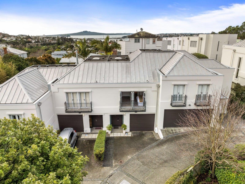 16/68 Remuera Road, Newmarket, Auckland - Carousel 1