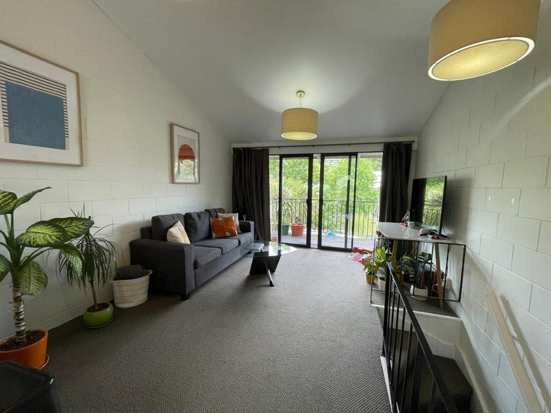 2/25 Don Croot Street, Western Springs, Auckland - Carousel 2