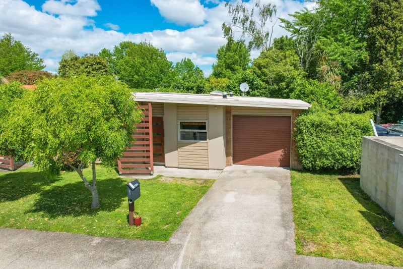 1/46 Peachgrove Road, Hamilton East, Hamilton - Carousel 1