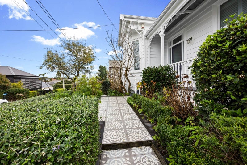 61 O'Neill Street, Ponsonby, Auckland - Carousel 2