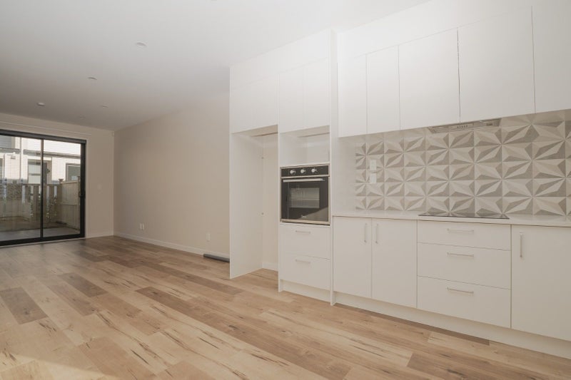 2/86 Fred Taylor Drive, Westgate, Auckland - Carousel 1