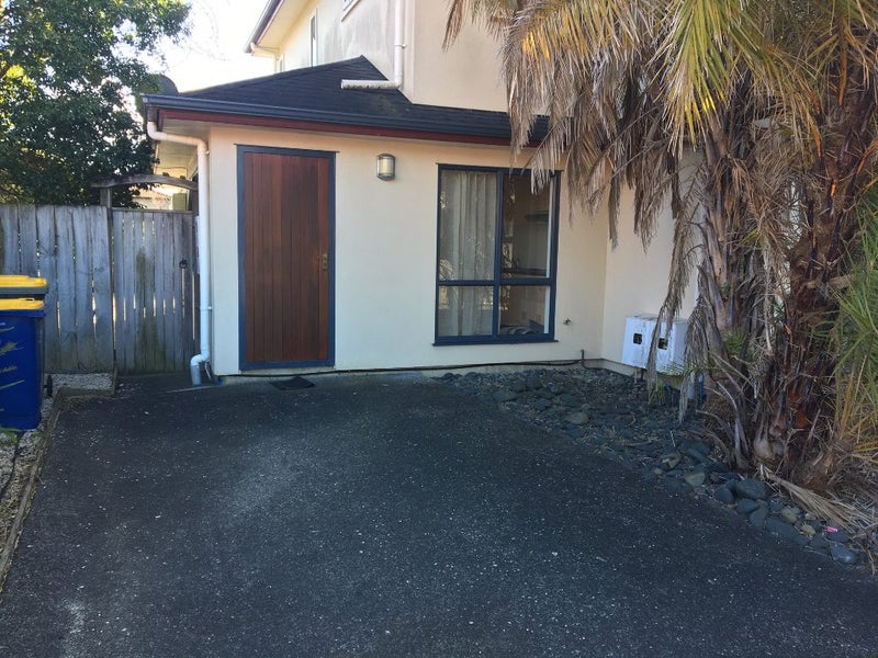14 Malin Place, Pinehill, Auckland - Carousel 2