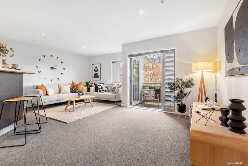 6/2 Western Springs Road, Kingsland, Auckland - Carousel 2