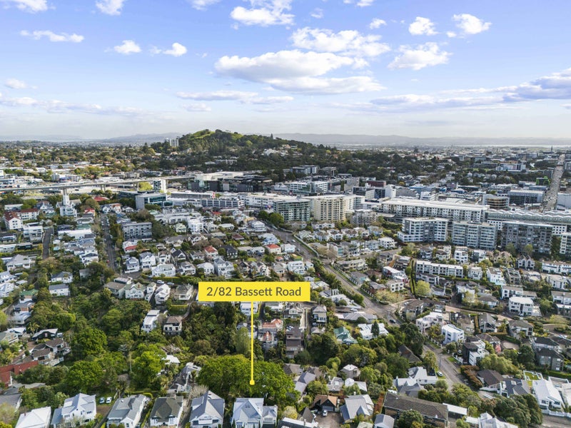 2/82 Bassett Road, Remuera, Auckland - Carousel 23