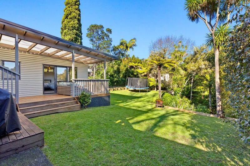 14 Rosecamp Road, Beach Haven, Auckland - Carousel 2
