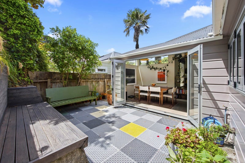 107 Mein Street, Newtown, Wellington - Carousel 13