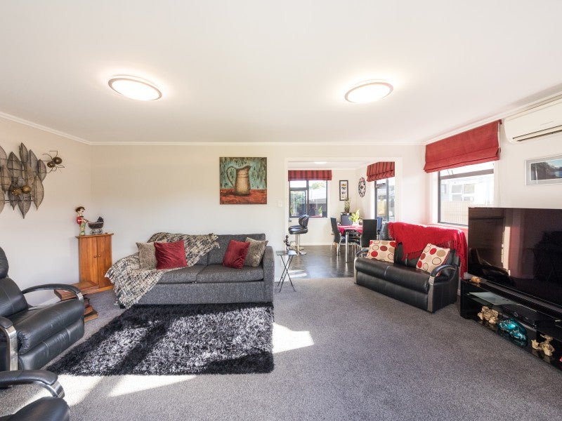4 Ruha Street, West End, Palmerston North - Carousel 2