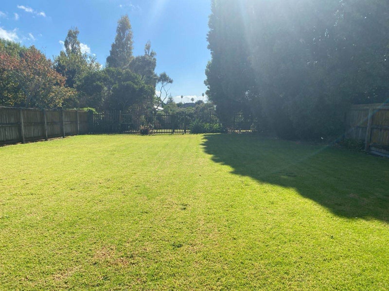 8 Suda Place, Panmure, Auckland - Carousel 2