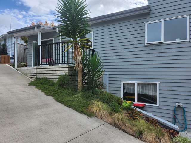 3A Baverstock Road, Nawton, Hamilton - Carousel 1