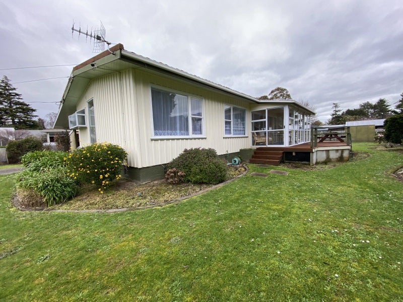 490 Albert Street, Hokowhitu, Palmerston North - Carousel 1