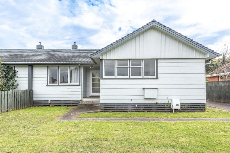 162 Paterson Street, Aramoho, Whanganui - Carousel 1