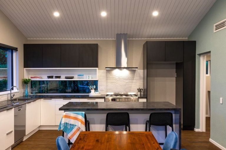 89 Avonhead Road, Avonhead, Christchurch - Carousel 2