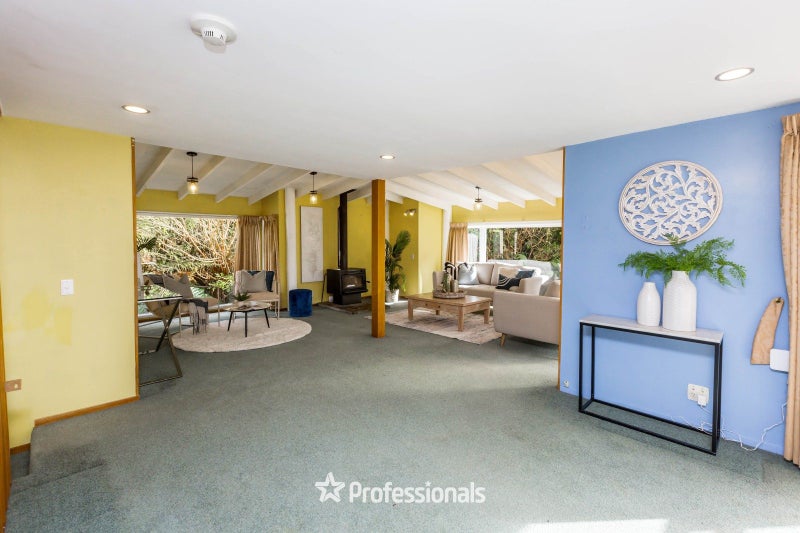 32 Avian Crescent, Blue Mountains, Upper Hutt - Carousel 2