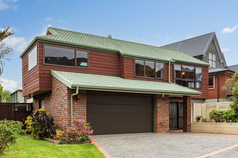 55 Amapur Drive, Khandallah, Wellington - Carousel 1