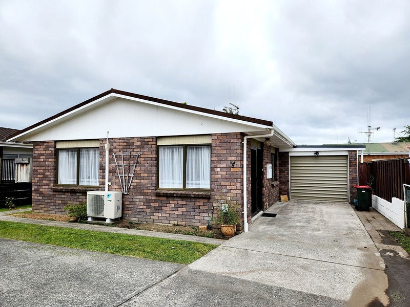 37A Hukanui Road, Fairfield, Hamilton - Carousel 2