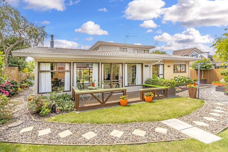 5 Michigan Place, Burwood, Christchurch - Carousel 1