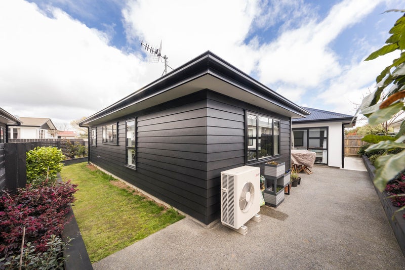 24A Roberts Line, Kelvin Grove, Palmerston North - Carousel 20