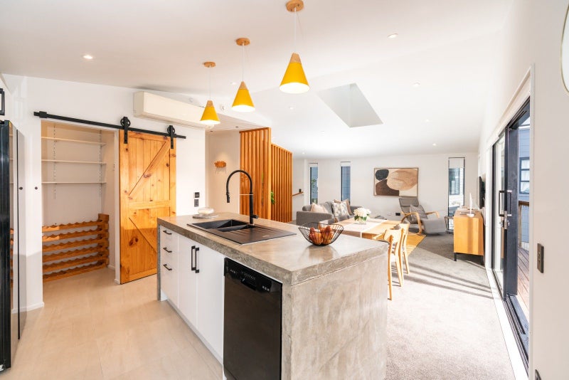 12A Marjory Close, Broadmeadows, Wellington - Carousel 1