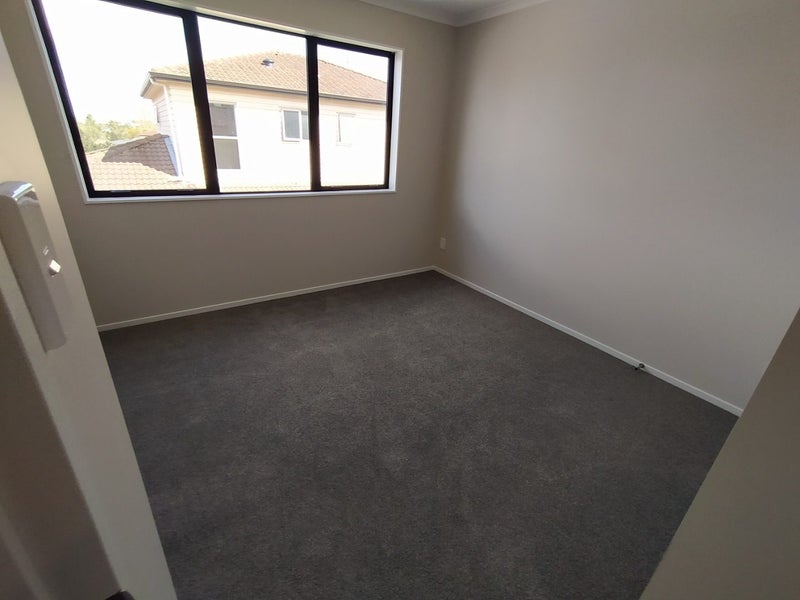 43C Line Road, Glen Innes, Auckland - Carousel 22