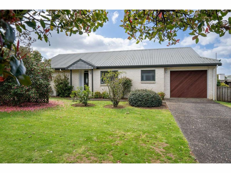 7A Cannon Street, Westown, New Plymouth - Carousel 1