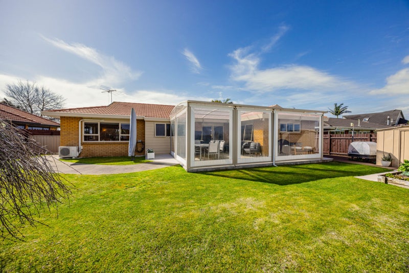 58 Rushgreen Avenue, Pahurehure, Papakura - Carousel 2