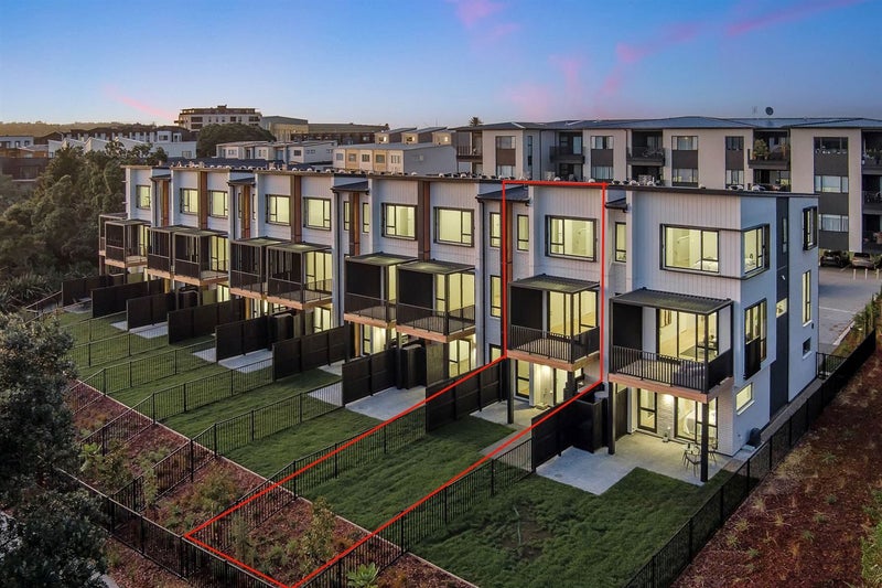 20 Beach Road, Hobsonville, Auckland - Carousel 2
