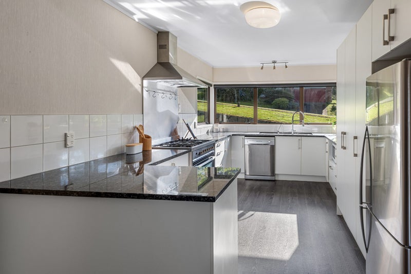 1 St Andrews Place, Kamo, Whangarei - Carousel 2