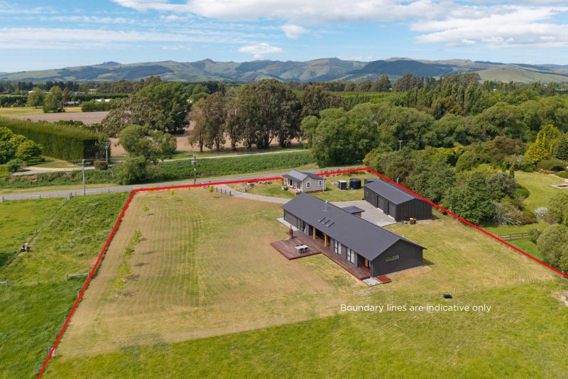 154 River Road, Christchurch - Carousel 1