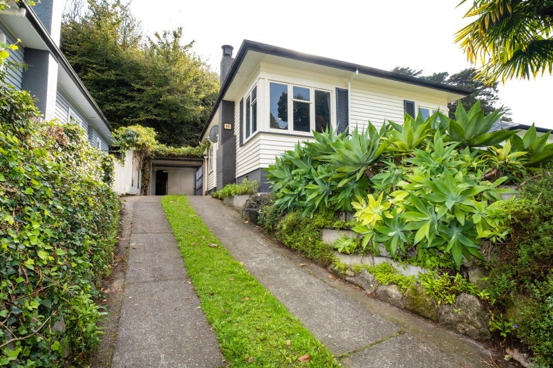 89 Shakespeare Road, Bluff Hill, Napier - Carousel 15