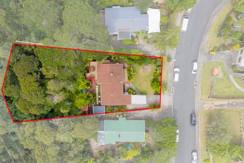 24 Randal Place, Bayview, Auckland - Carousel 1