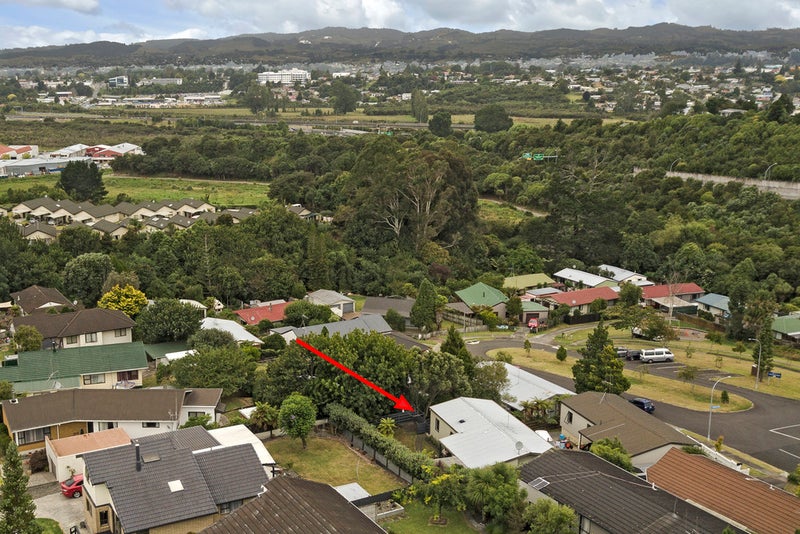 13B Chester Street, Judea, Tauranga - Carousel 21