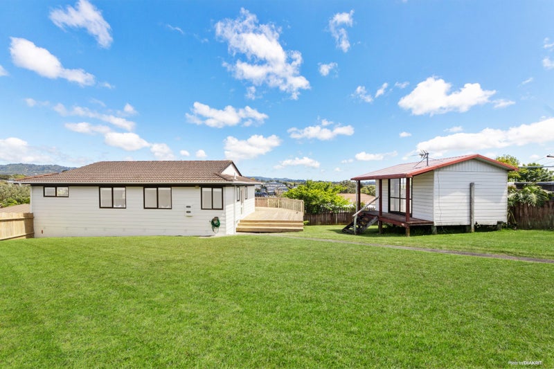 72 Sunvue Road, Glen Eden, Auckland - Carousel 2