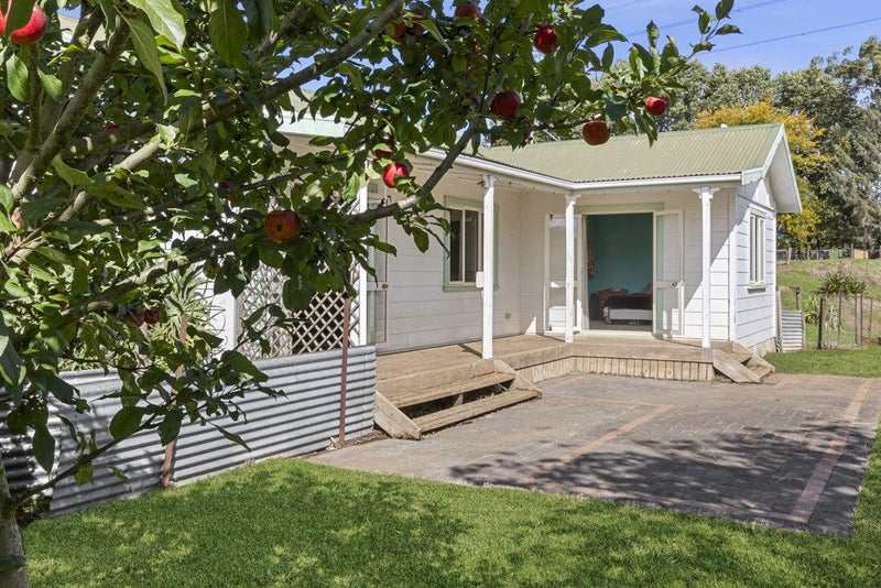 321 Tauwhare Road, Tamahere - Carousel 14