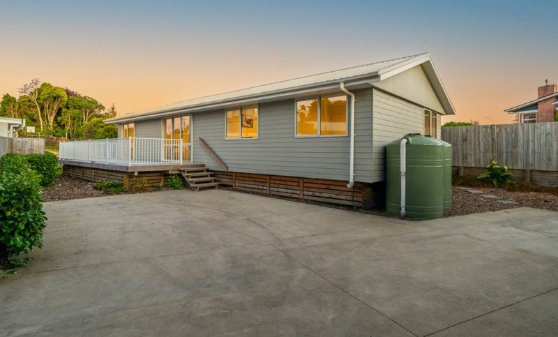 26A Callis Avenue, Opaheke, Papakura - Carousel 1