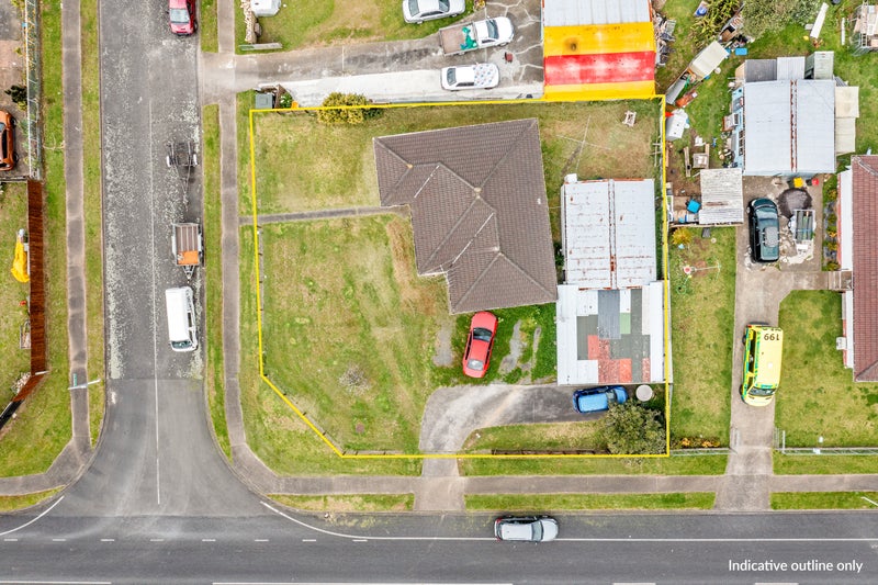 1 Serrano Place, Clover Park, Auckland - Carousel 2