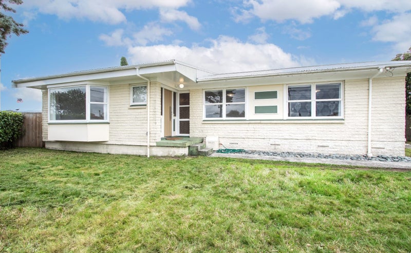 41 Hendon Road, Fairview Downs, Hamilton - Carousel 1