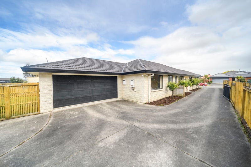20 Boston Parade, Kelvin Grove, Palmerston North - Carousel 2