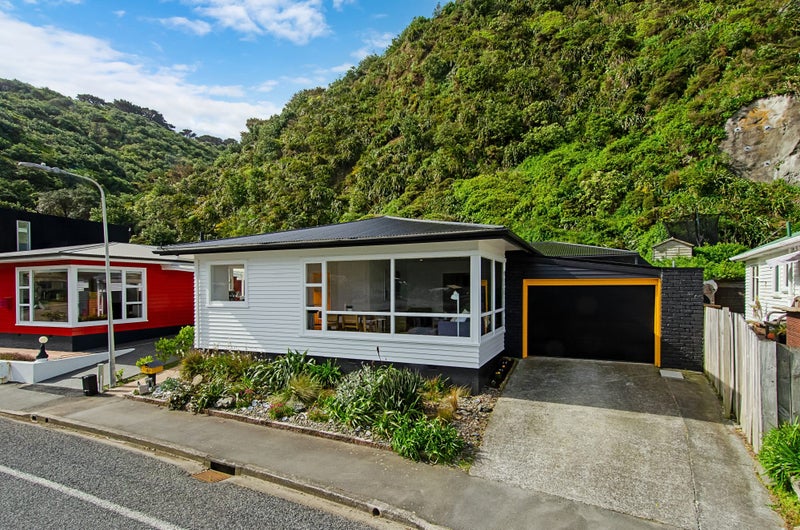 87 Breaker Bay Road, Breaker Bay, Wellington - Carousel 2