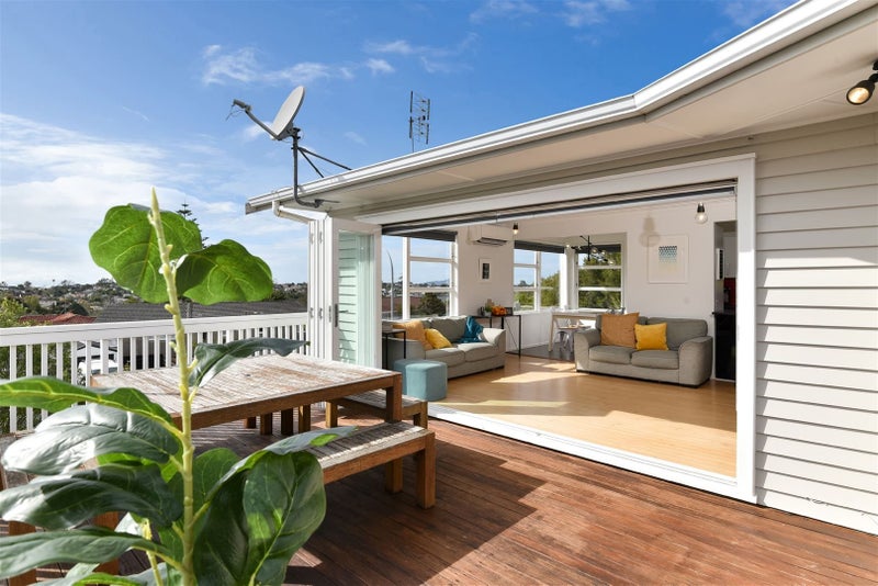 1/70 Juniper Road, Sunnynook, Auckland - Carousel 1