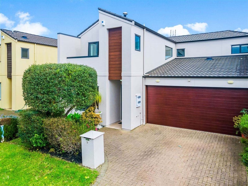 9 Spalding Rise, Golflands, Auckland - Carousel 1